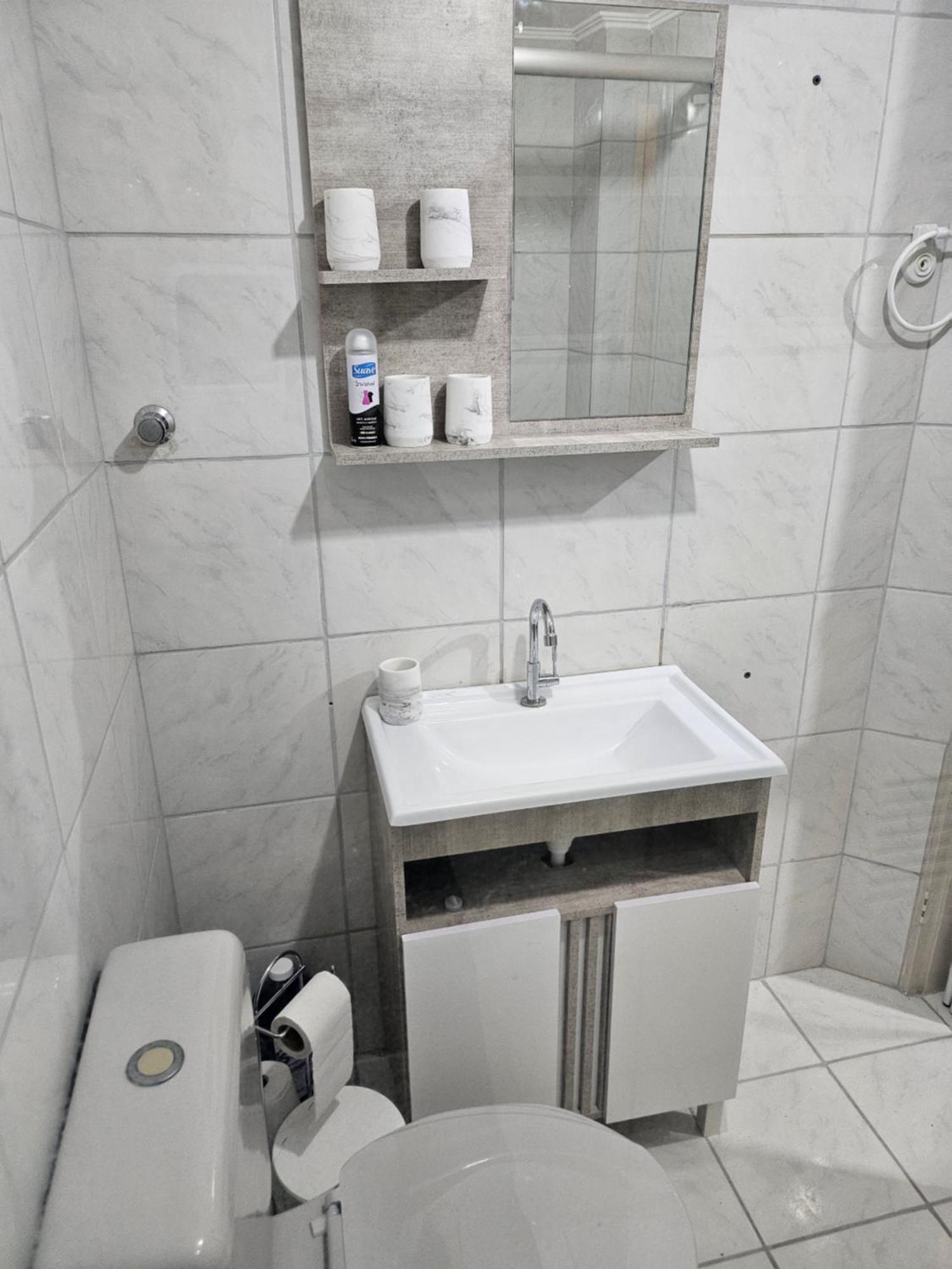 Consulado Americano Apartamento 50 Metros Da Entrada Para Visto Consulado Eua Porto Alegre Com Garagem Ngoại thất bức ảnh